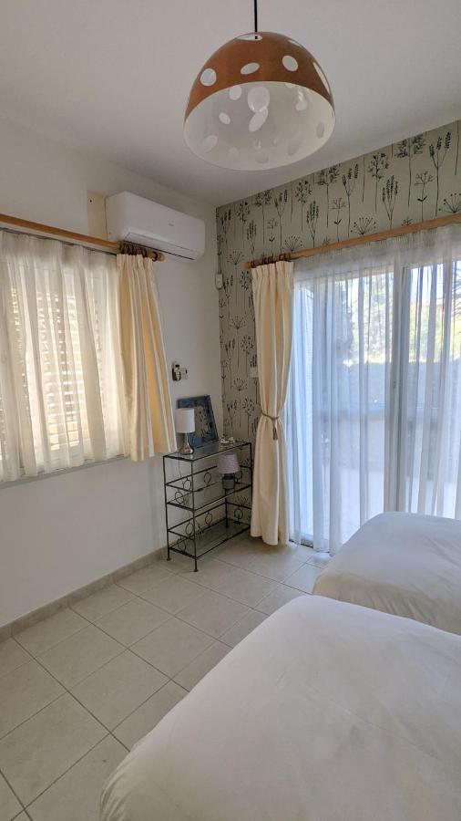 Stylish Garden Apartment At Paphos Harbour المظهر الخارجي الصورة